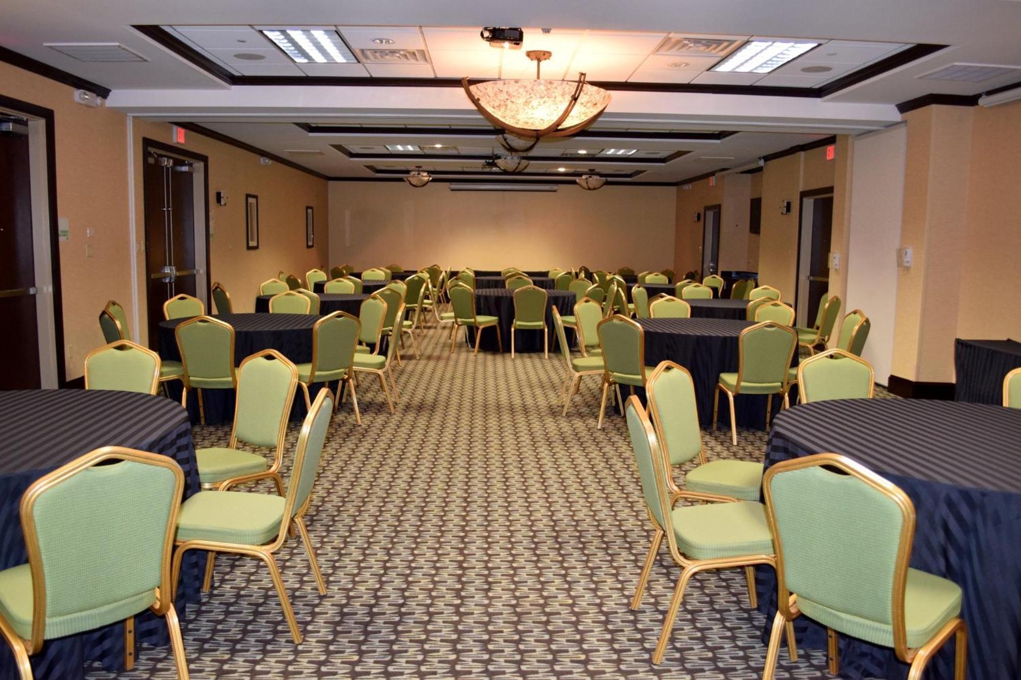 Hotel Holiday Hou Energy Corridor Eldridge By Ihg Houston